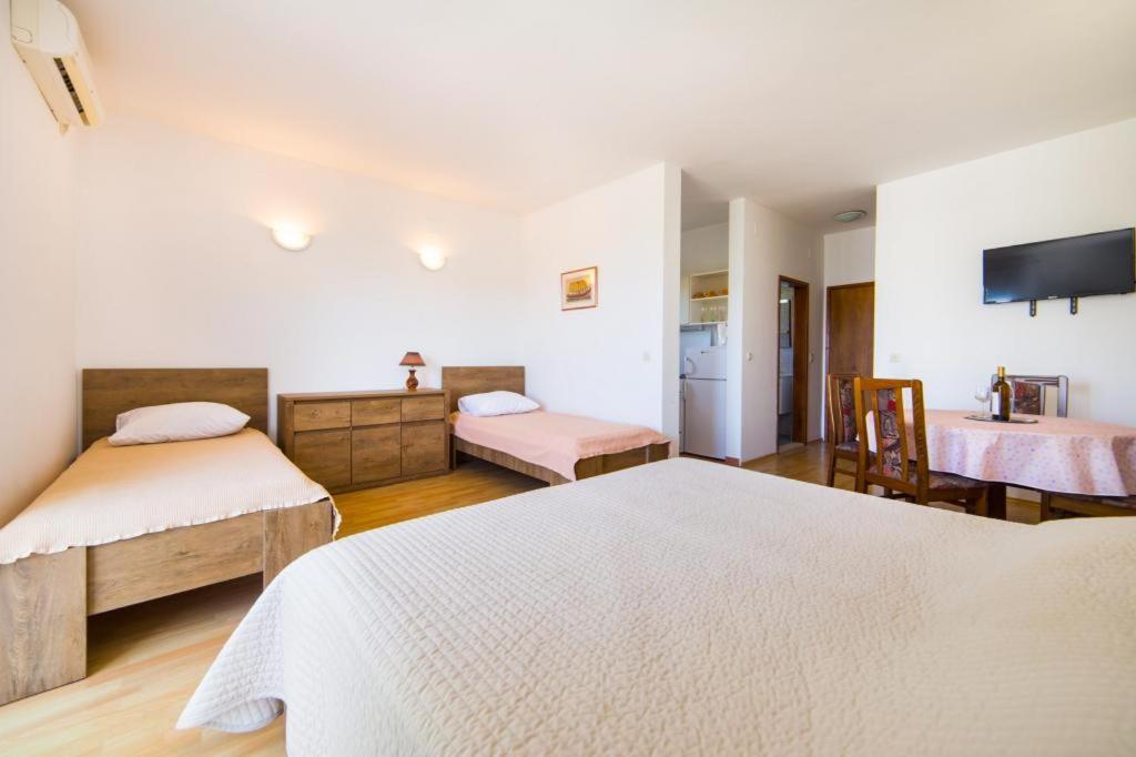 Apartments Slavena Gradac  Εξωτερικό φωτογραφία