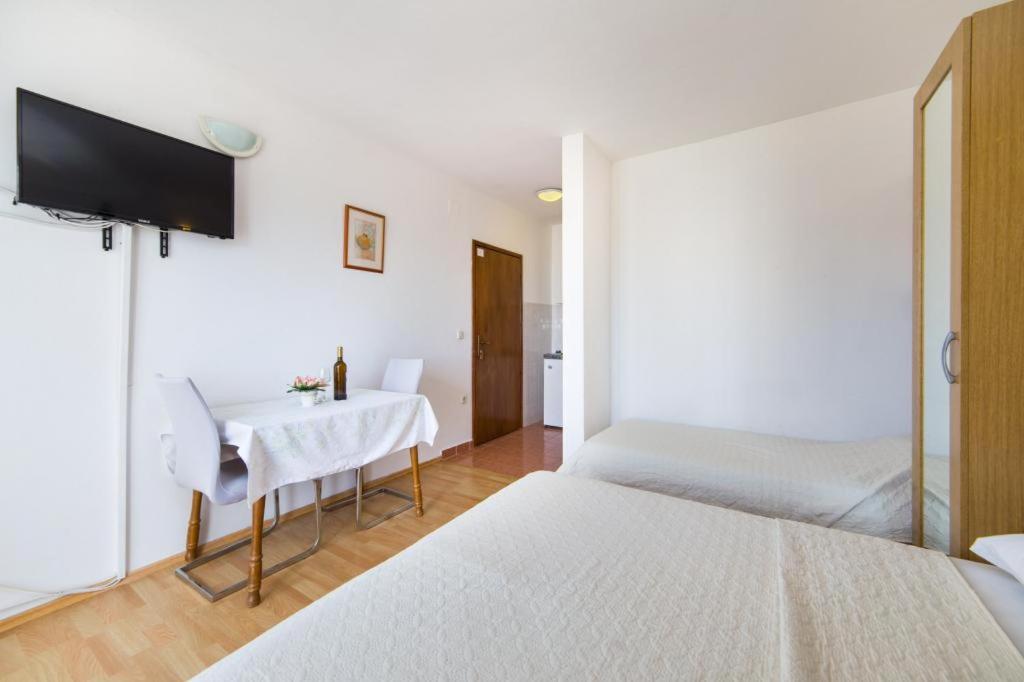Apartments Slavena Gradac  Εξωτερικό φωτογραφία