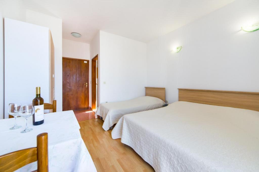 Apartments Slavena Gradac  Εξωτερικό φωτογραφία