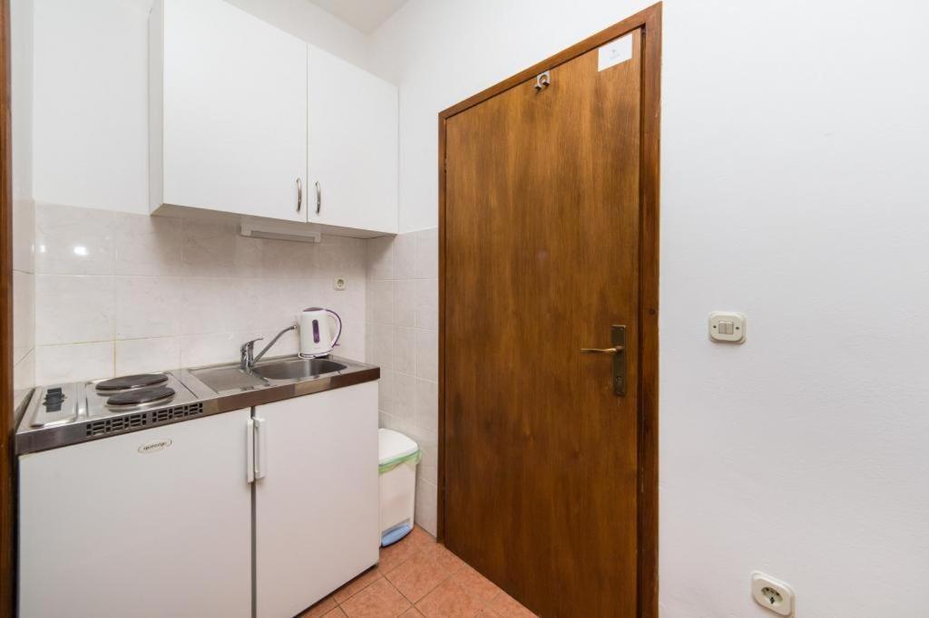Apartments Slavena Gradac  Εξωτερικό φωτογραφία